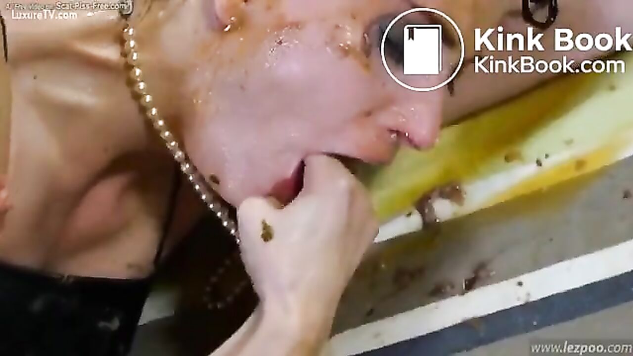 Anna Pierceson and Annabelle Lee indulge in some kinky lesbian fetish action