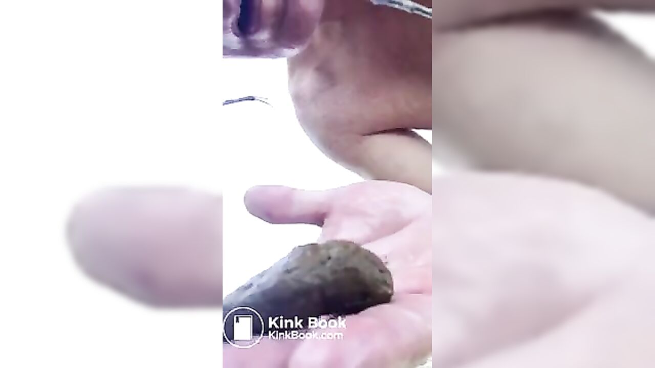 Greek dude savors tiny turd on his own besch in Amsterdam scat porn