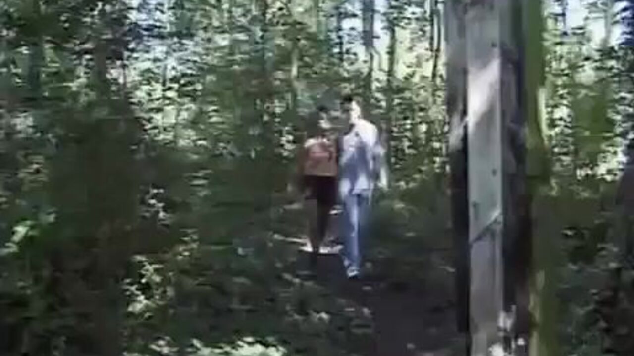 Watch this French slut get her scat off in steamy video