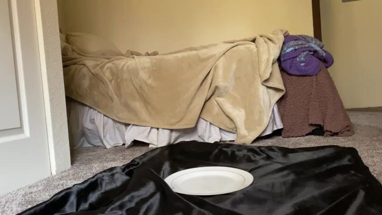 My petite girlfriend gets a messy enema on a plate