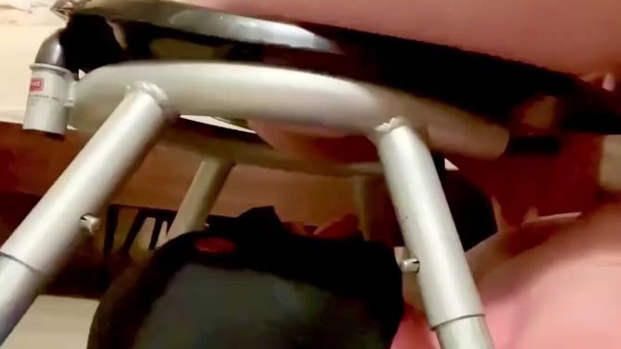 Watch him devour his own scat like a pro