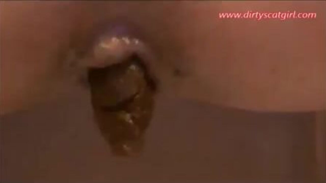 Get ready to be drenched in pee while watching me take it on the scat!