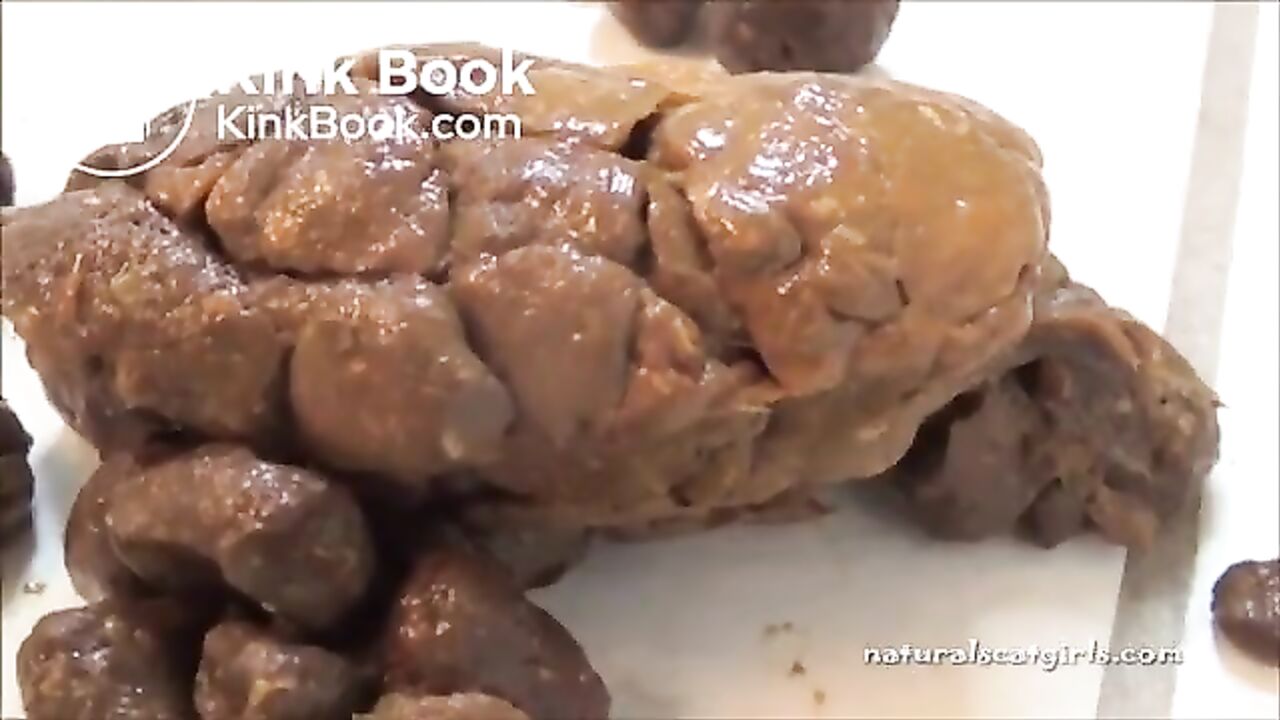 Watch this kinky slut get her filthy ass drilled in solo action