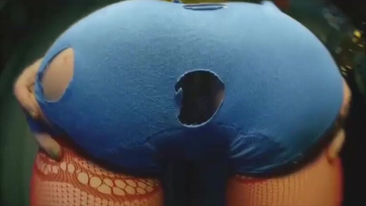 Watch this dirty scat porn video of a pathetic slave getting her pussy and ass pooped out