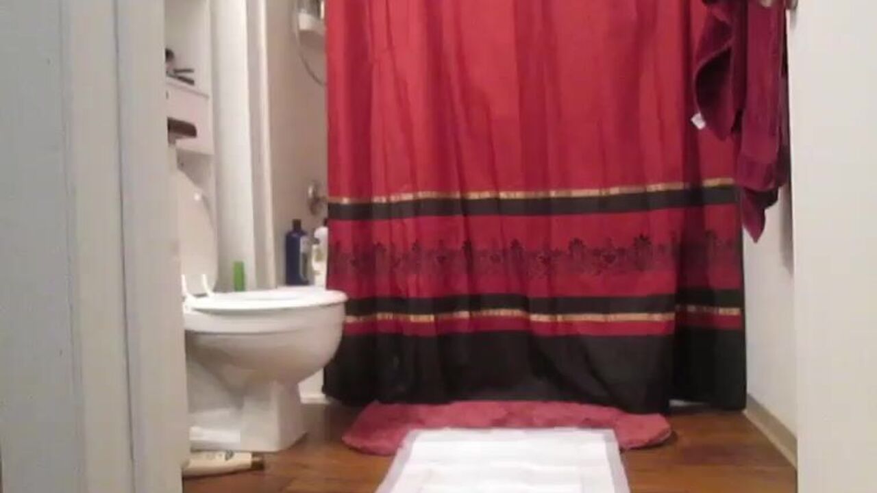 Watch this amateur girl get a messy surprise with her pussy, pee, and poo
