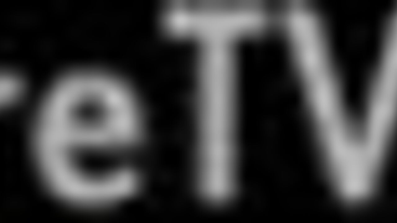 This kinky slut has her pussy and ass stuffed with scat and other filth