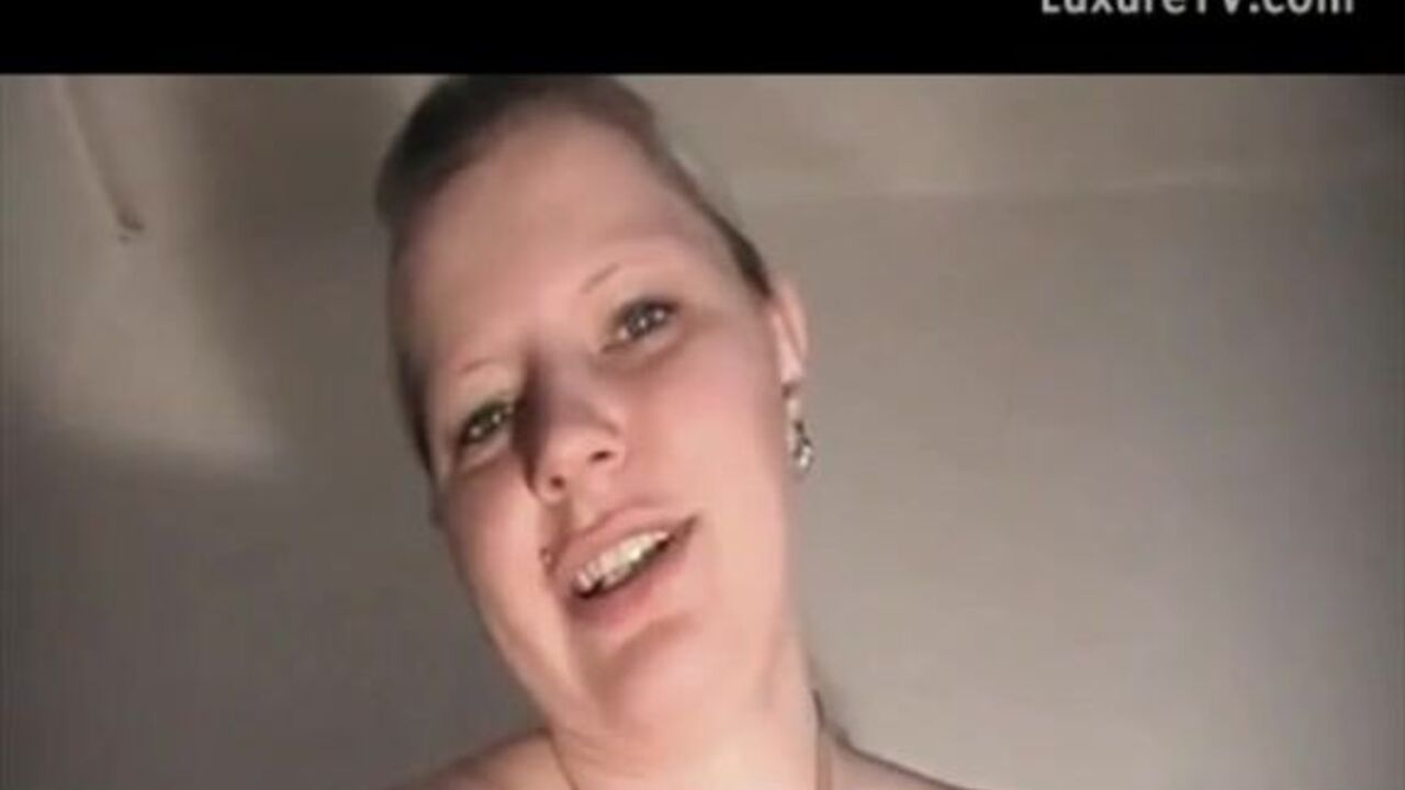 Get up close and personal with this kinky scat video featuring a scatty slut getting kinky with her master