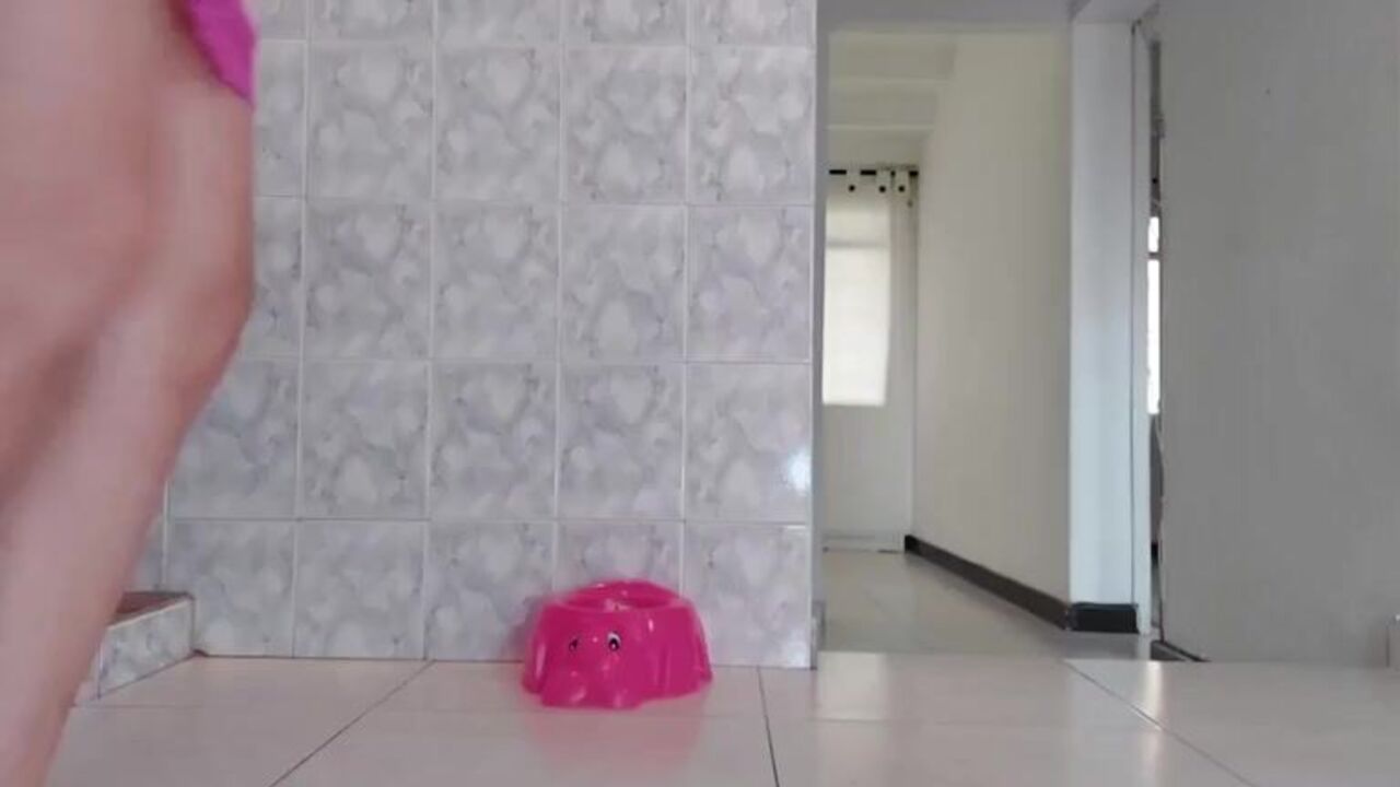 Sara's debut as a naughty slut in a kinky scat video