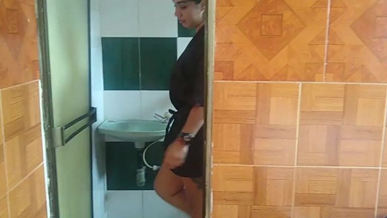 Mistress Maralin gets her scat filled with piss & jizz in Piss-Fueled Mischief