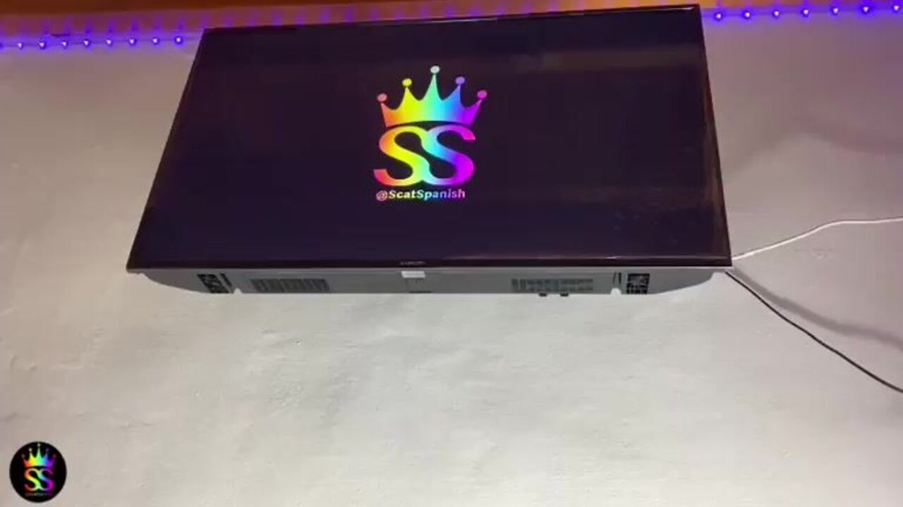 Watch this filthy scat video of a scat slave getting drilled hard