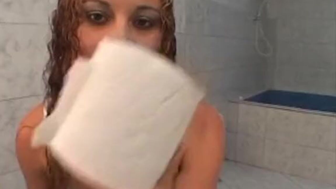 Watch this filthy slut scat and drool in a messy porno