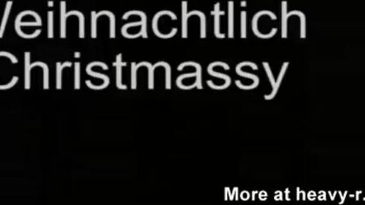 Mesmerizing scat and tampon giving for your pleasure