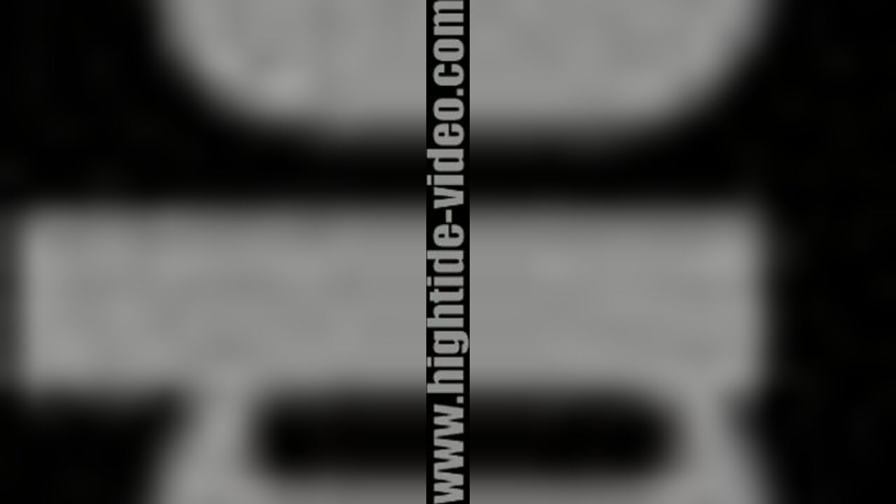 Betty Private's kinky fetish: Pissing, eating, and pissing in public