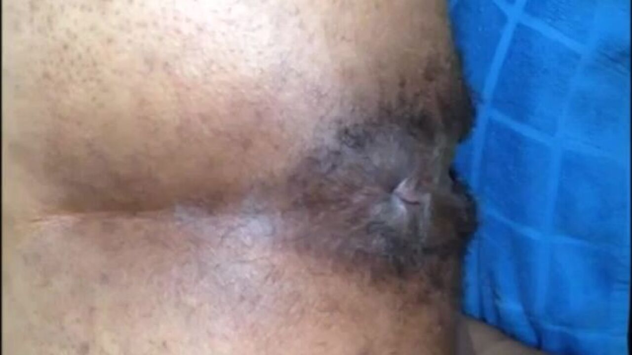 Watch this horny ebony slut scat up close and personal with her hairy asshole