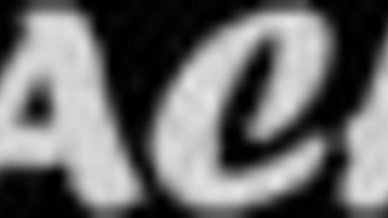 Watch this kimono-clad slut scat and get her pussy pounded in hardcore scat porn video