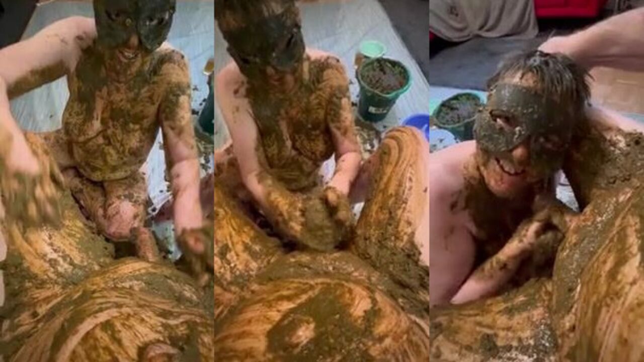 Mature slut gets dirty with her friends' pussies in this hot scat porn video