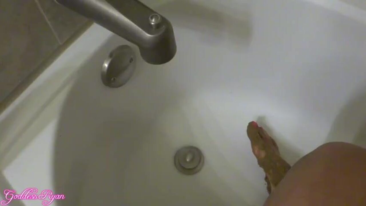 Get Your Feet Washed & Shitting Clean in the Bathtub with This Stinky Scat Porn