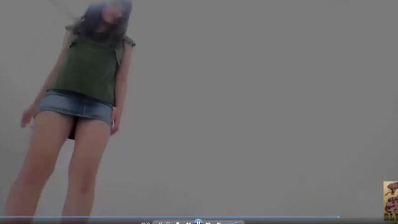 Watch this young woman struggle hard with her constipation issues in scat porn