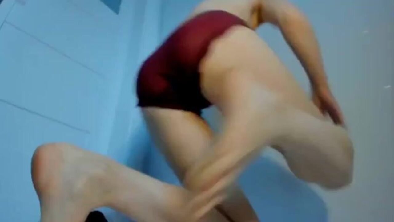 Watch this skinny teen girl stuff her panties with her filthy ass and scat