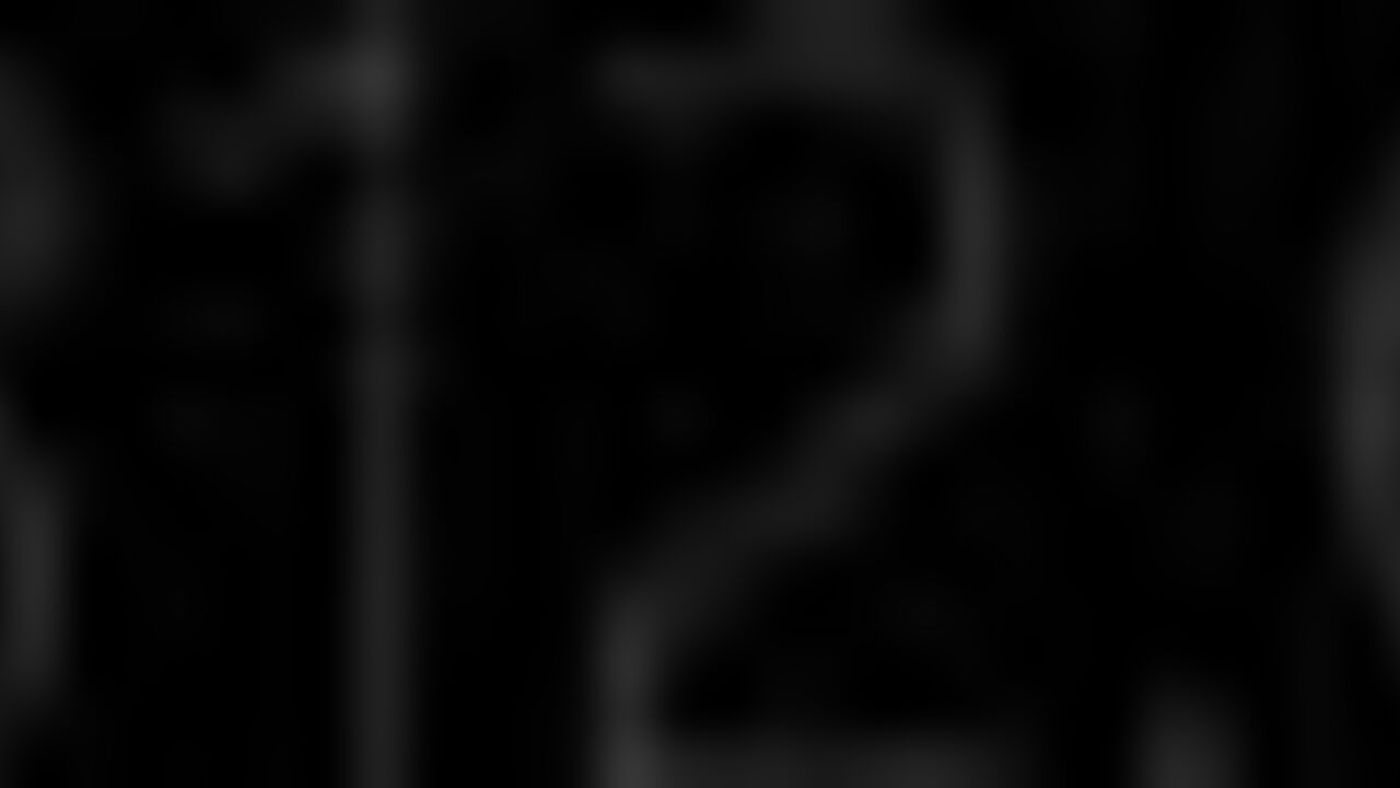 Watch these filthy scat videos of slaves getting off in wild pussy play