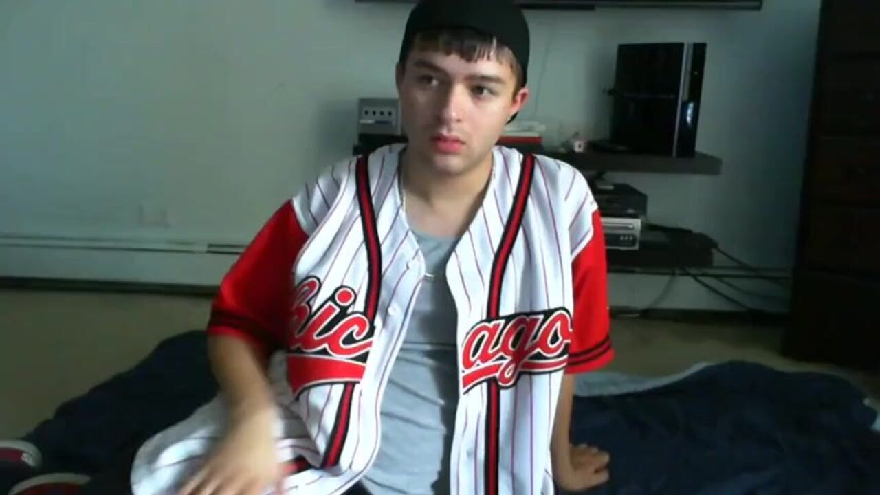 Chris Wanking and Shitting - Naked and Barefoot in a Wild Scat orgy