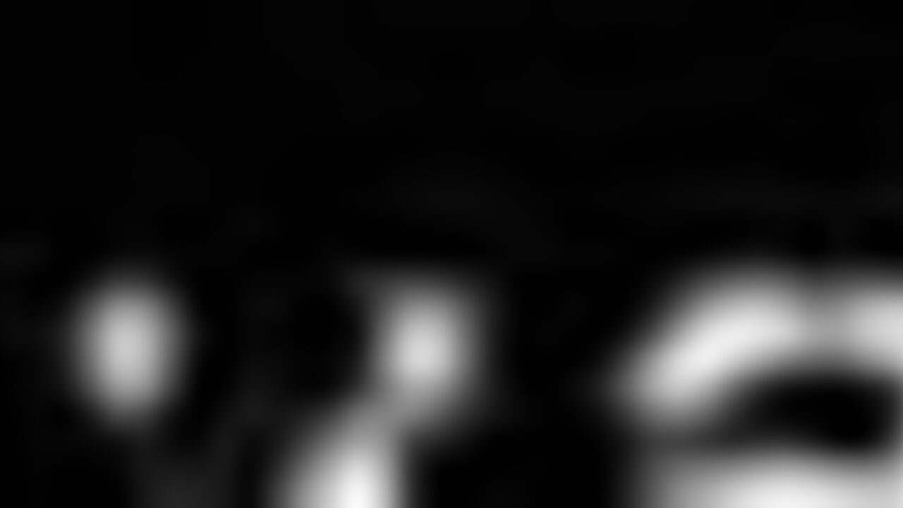 Joyangeles, Ana, Dido, and Wood get their pussies and holes stuffed with scat and pooped out