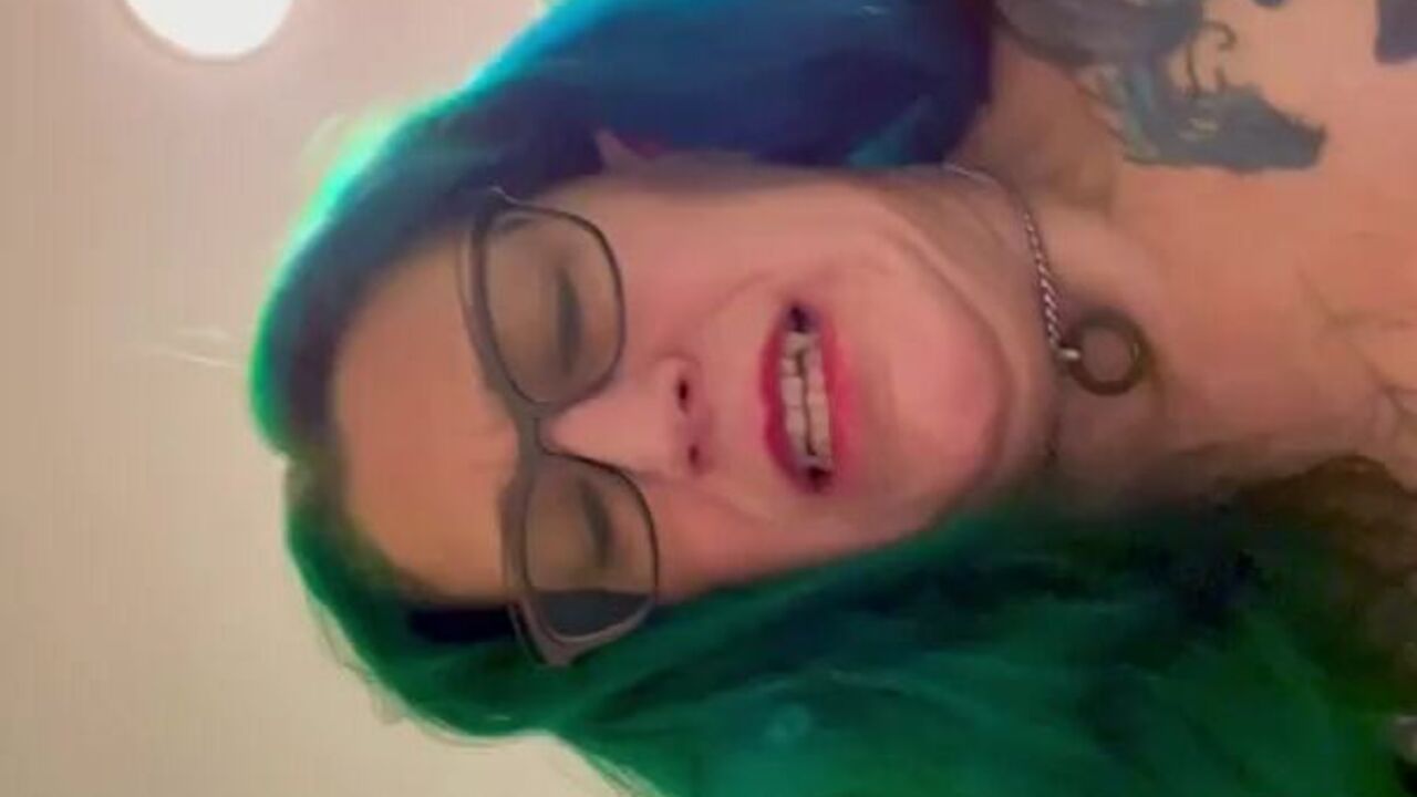 Watch these filthy scat videos as these slaves get their pussies drilled hard