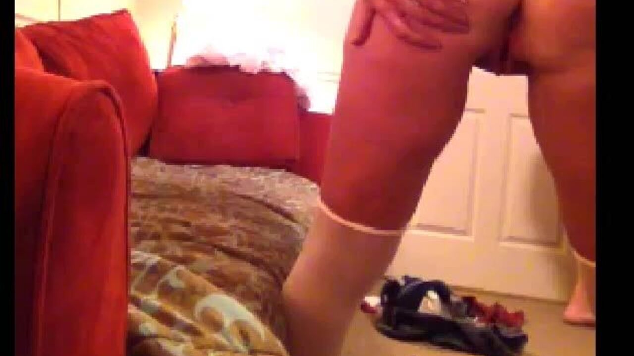 Watch ElleAnalSub's scat fetish videos in HD!