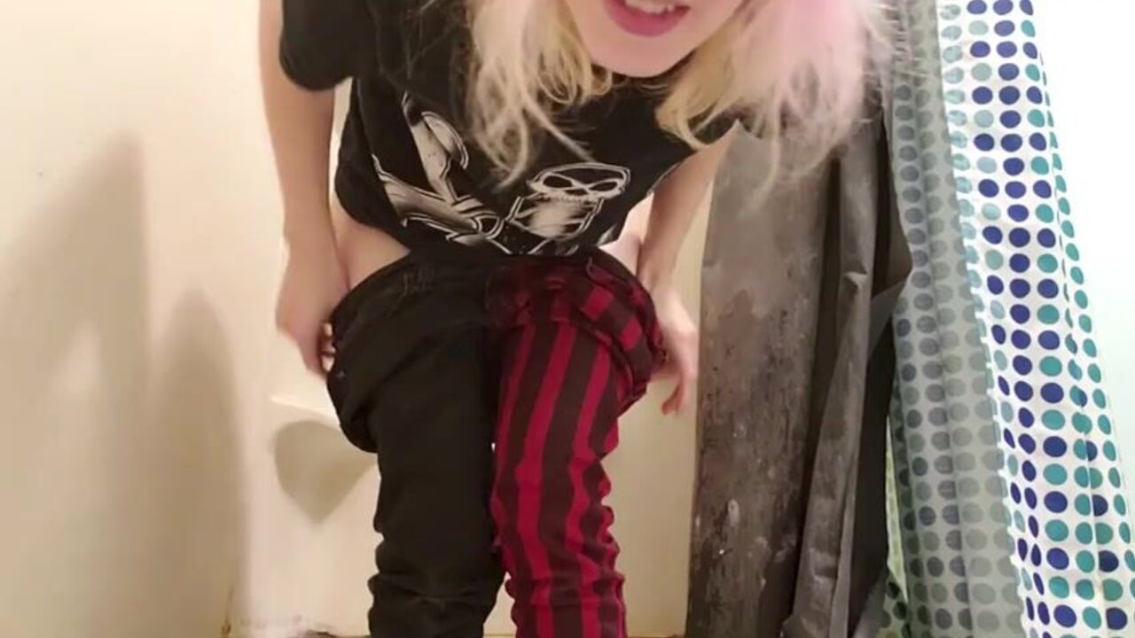 Get a taste of xxecstacy's smearing, slapping, and spanking antics!