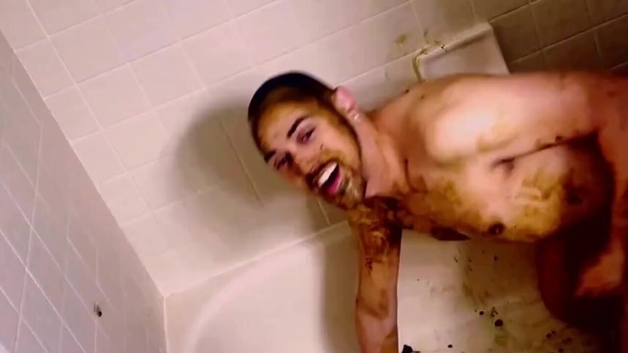 Watch as this slave gets covered in scat and fed with food
