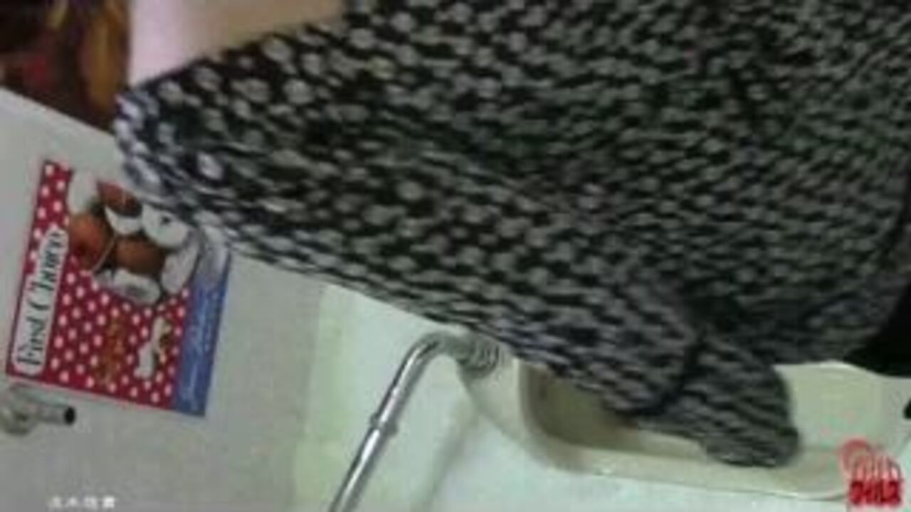 Diarrhea fetish: Asian slave gets her scat filled with human waste