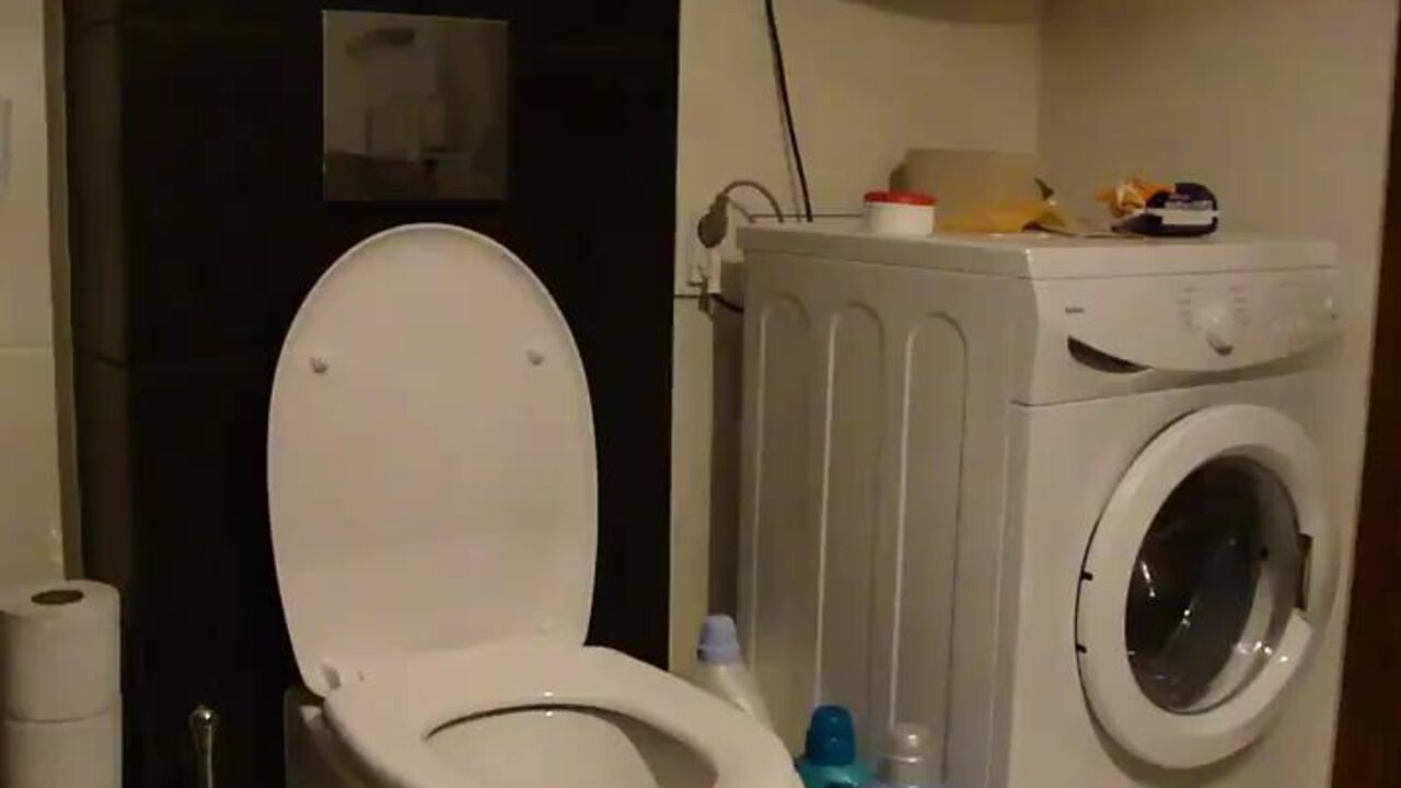 Watch scat porn with these filthy girls and their filthy cunts