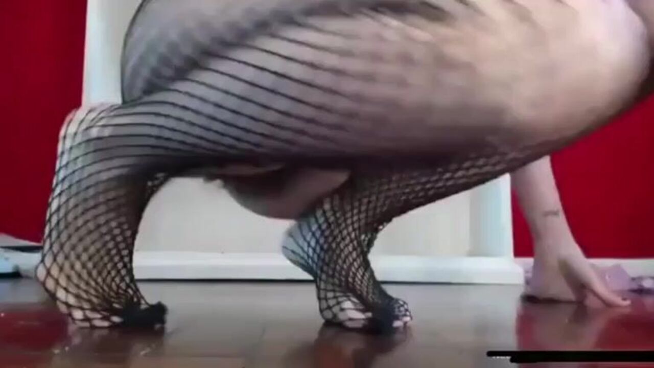 Watch this dirty slut scissor and ride her dildo like a pro