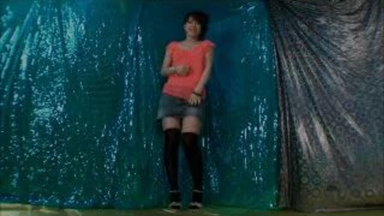 Watch this hot scat porn video of a dancing slut getting wild and dirty