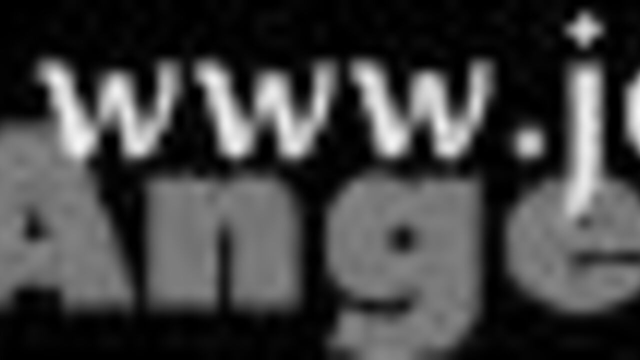 Watch these hot sluts with long smooth cunts get off with scat porn and sausage play