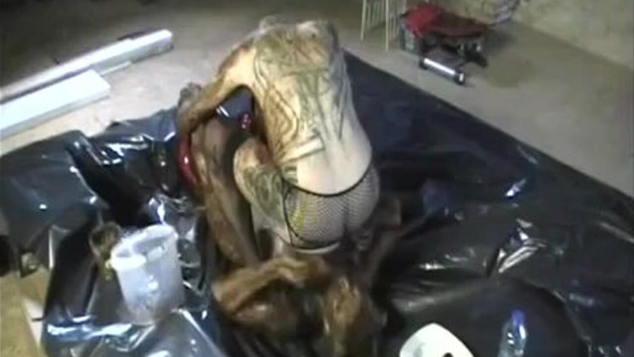 Watch this hot slut scat and get pounded in her scat fetish video