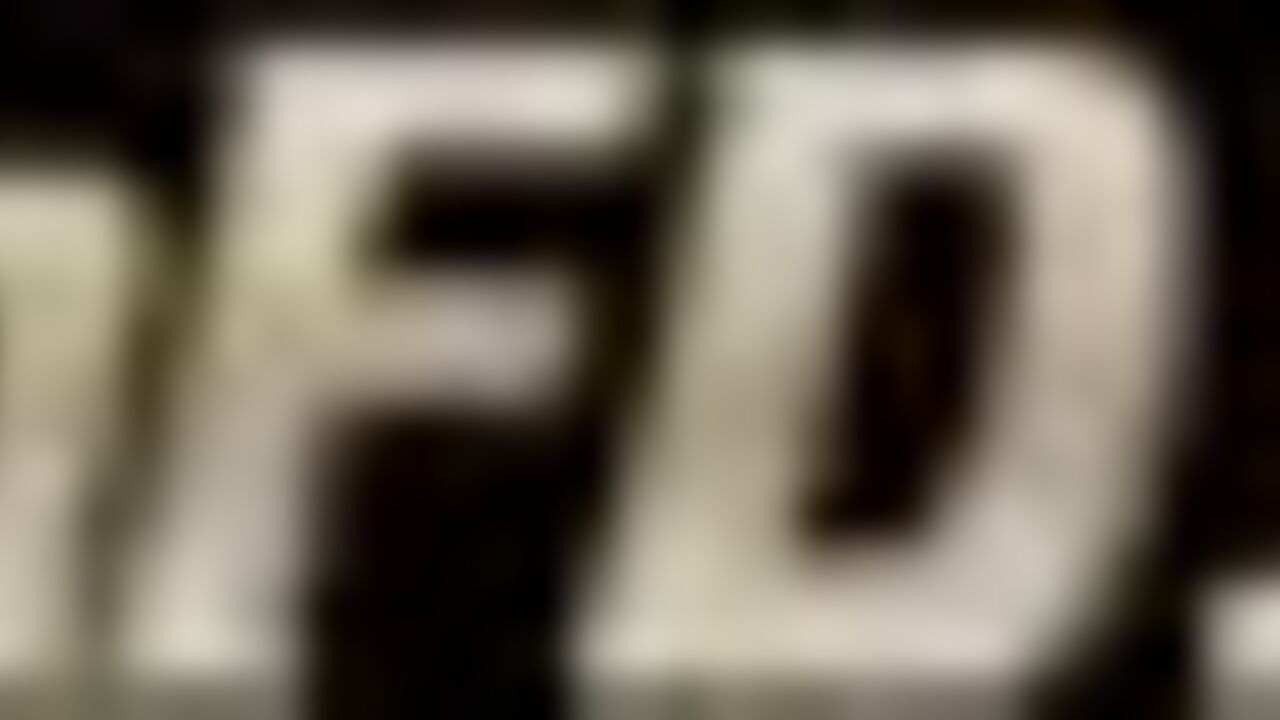 Watch these kinky scat girls get off on getting their pussies pumped full of warm jizz