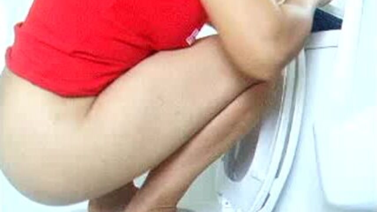 Watch this horny slut get her scat cleaned up and used again and again