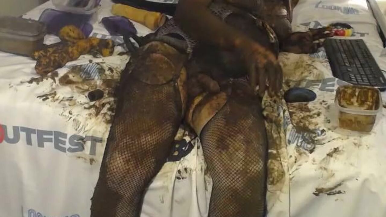 Diaper crossdressers get wild with piss, scat, and pee in their diaper pails