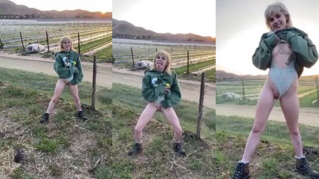 Get ready to take on all genders of toilet-bound sluts with this kinky scat porn video