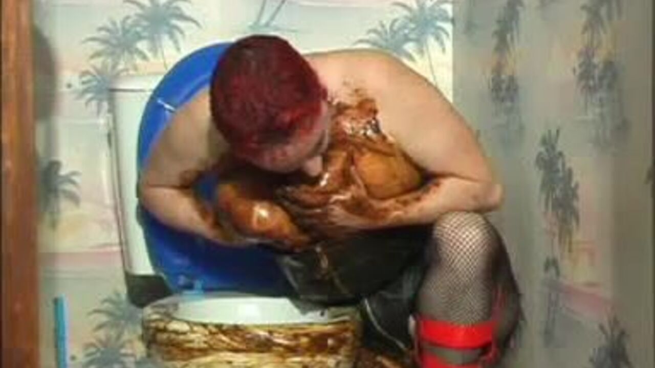 Watch this filthy scat video of a slutty girl getting her pussy and ass drilled hard