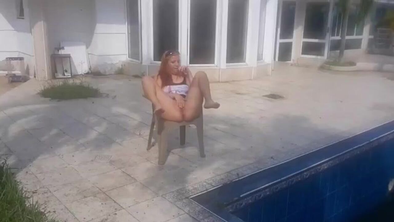 Mistress Kendra gets her scat filled with pee and piss-soaked panties