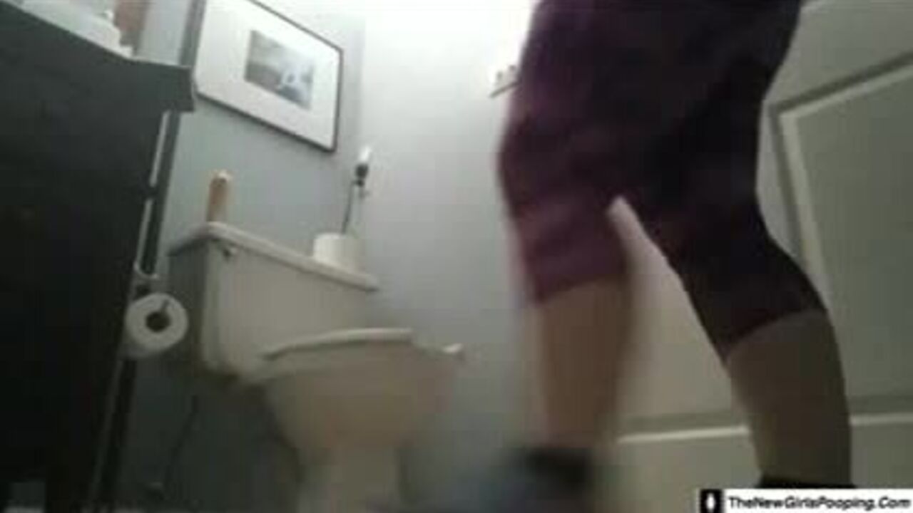 Get a taste of the kinky scat at the doctor's office with some kinky video action!