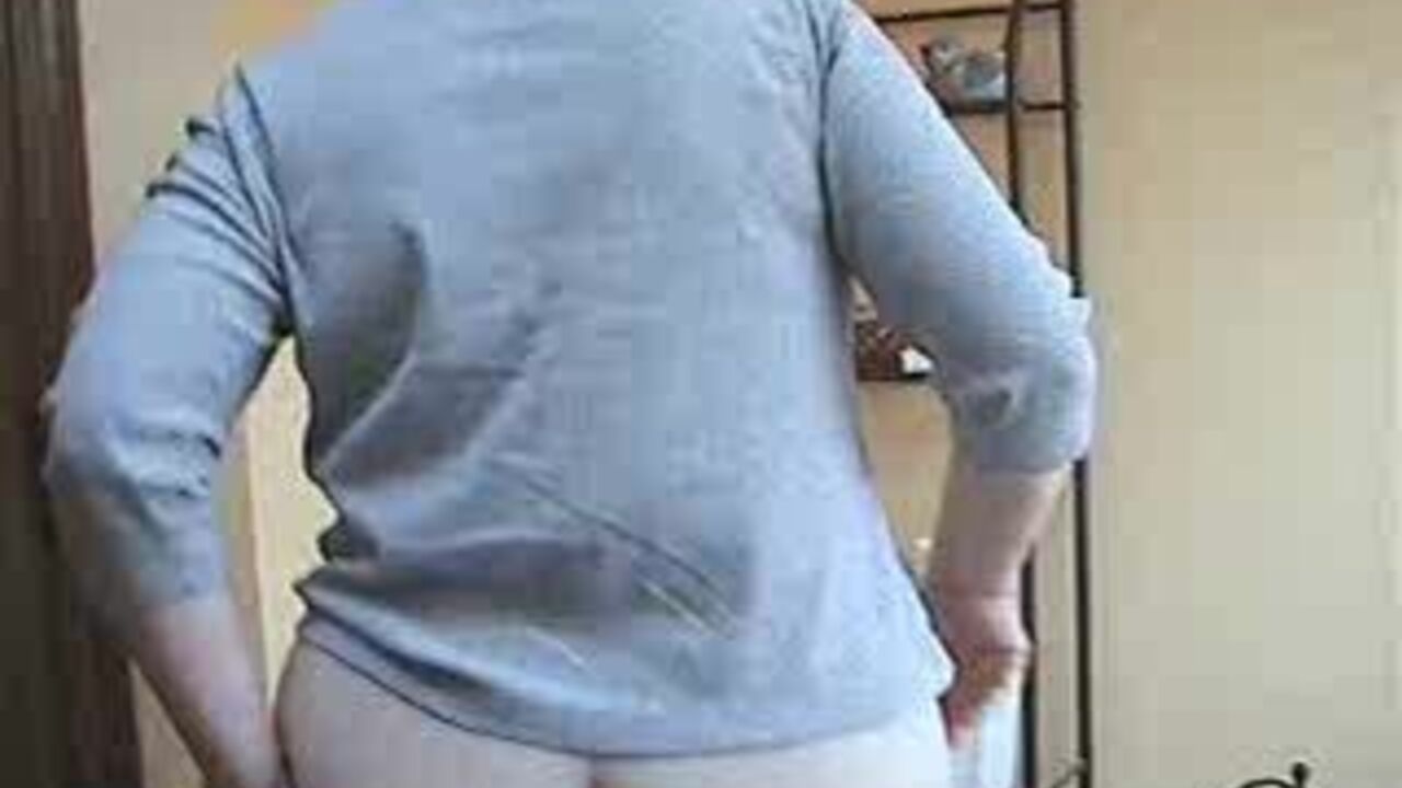 Watch this kinky mom get her scat scuffed and pounded hard