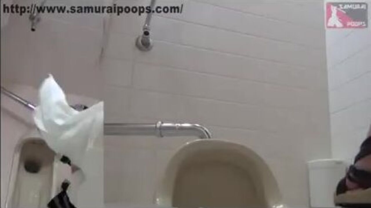 Watch Japanese slut get naughty in the bathroom of Tokyo - Sensual scat porn video