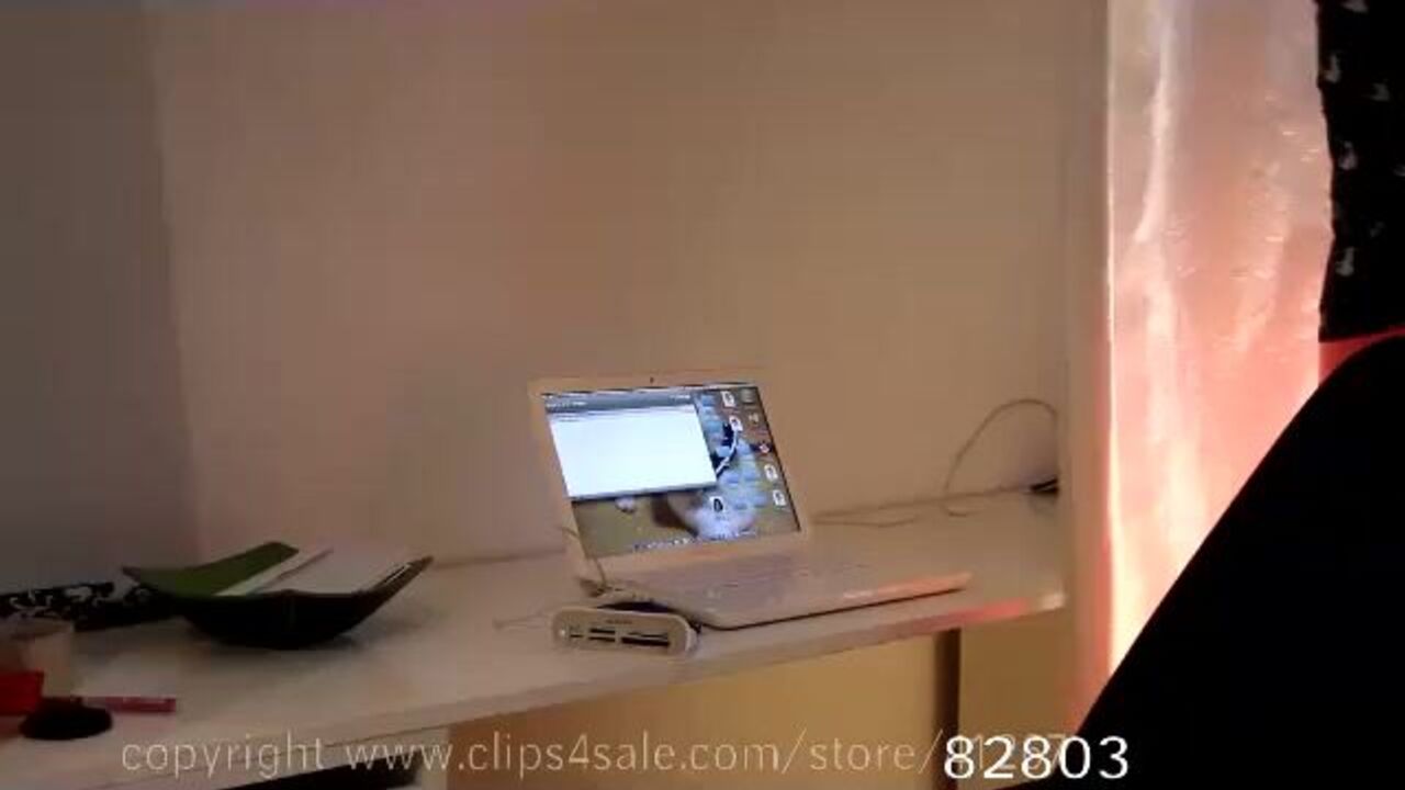 Watch these horny girls scat & gape while getting off in steamy sex tape action!