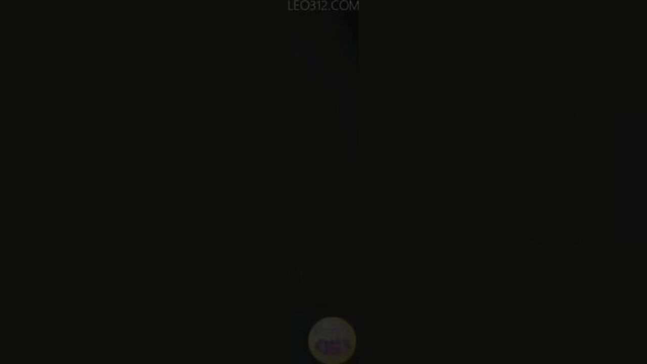 Watch Minami Missed Toiletbowl in this scat porn video!