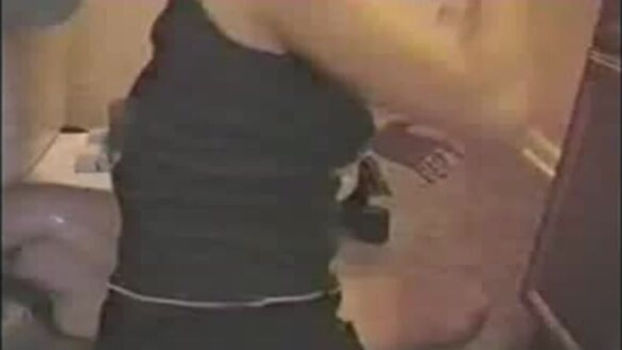 Watch Loira's kinky anal play in this hot scat video