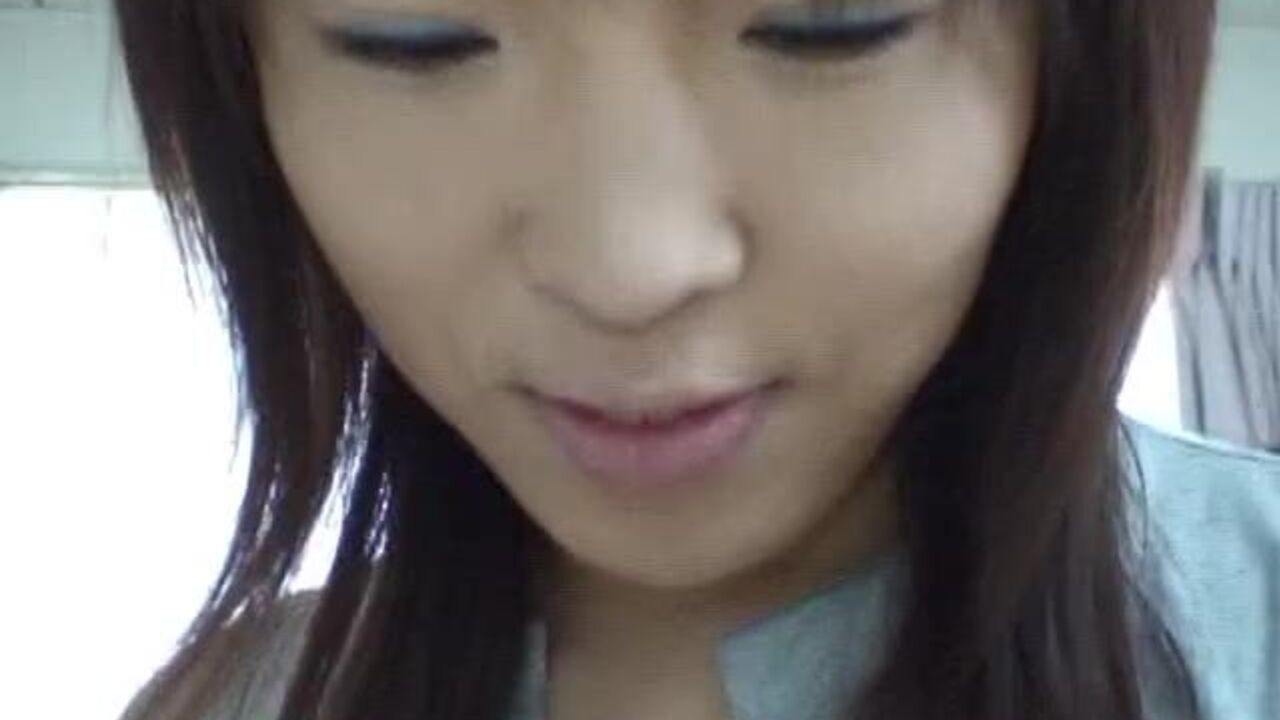 Watch this filthy Japanese slut eat her own scat like a pro