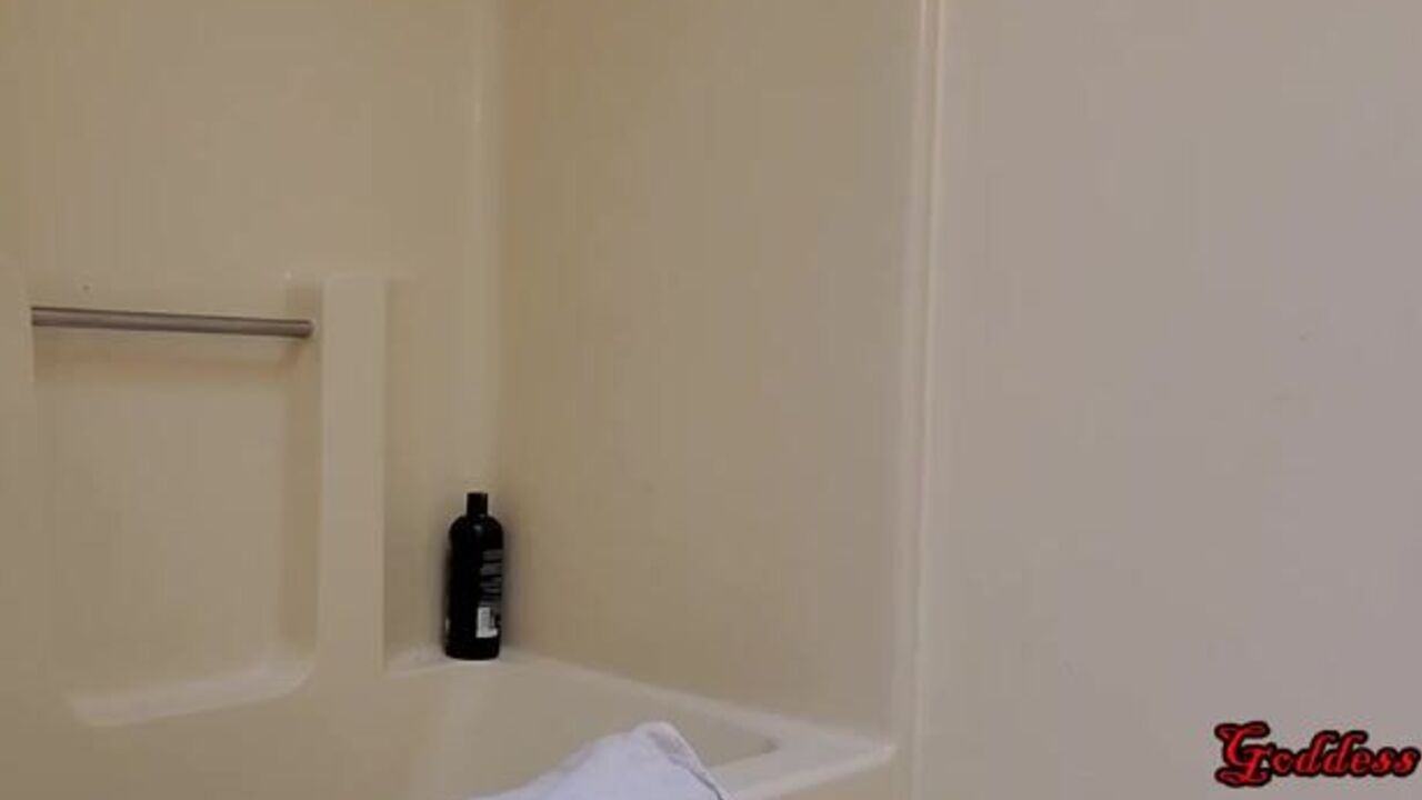 Watch as scat girls get their butts drilled with a hard edge in the bath